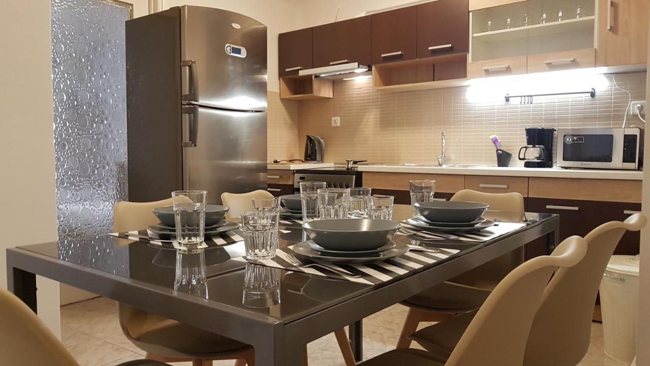 Palette Apartment Chocolate - Athens Center, 6 Bd, 3 Bath Zewnętrze zdjęcie
